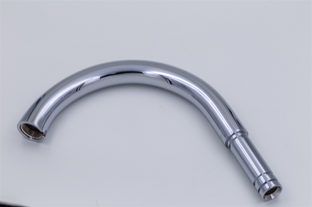 出水管 銅，Brass Spout.jpg